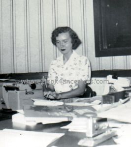 Joan Julia Mueller (nee Walton)